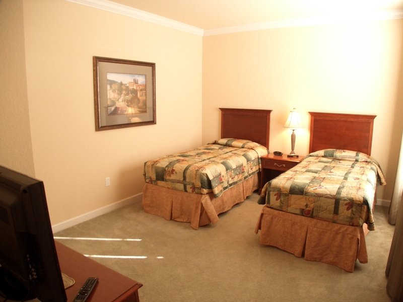 1370 Tuscany way property image