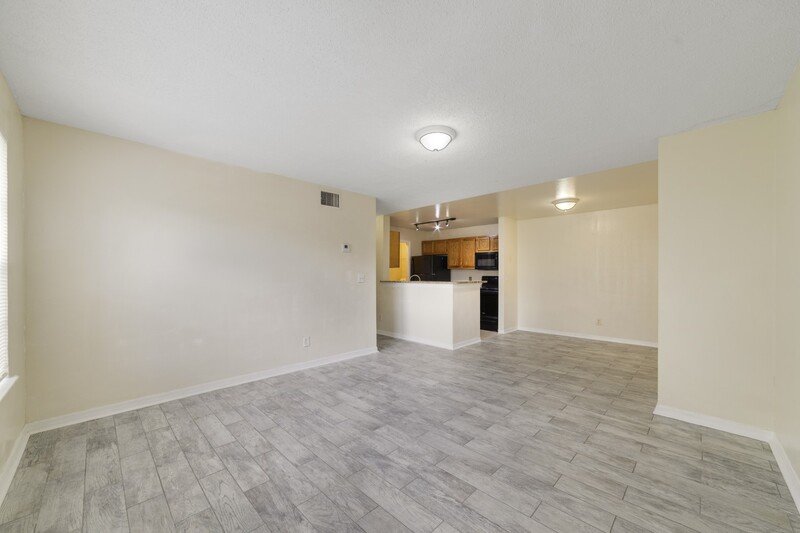 6190 Westgate Dr Unit 103 property image