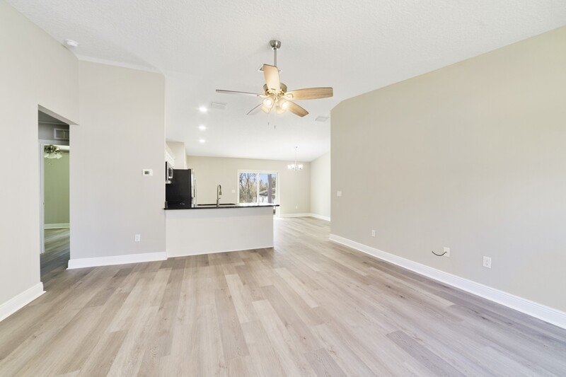 1336 W Cary Dr property image