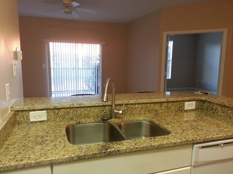 5572 Metrowest Blvd 208 property image