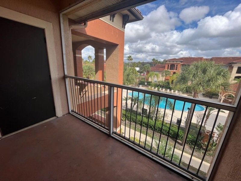 1/1 condo in the Palms Club property image