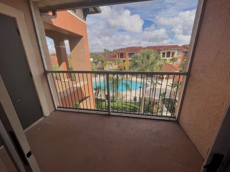 1/1 condo in the Palms Club property image