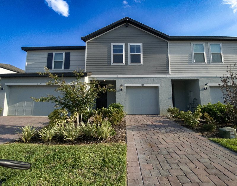 561 Legacy Loop property image