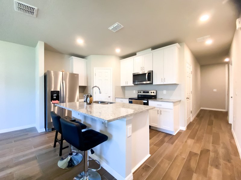 561 Legacy Loop property image