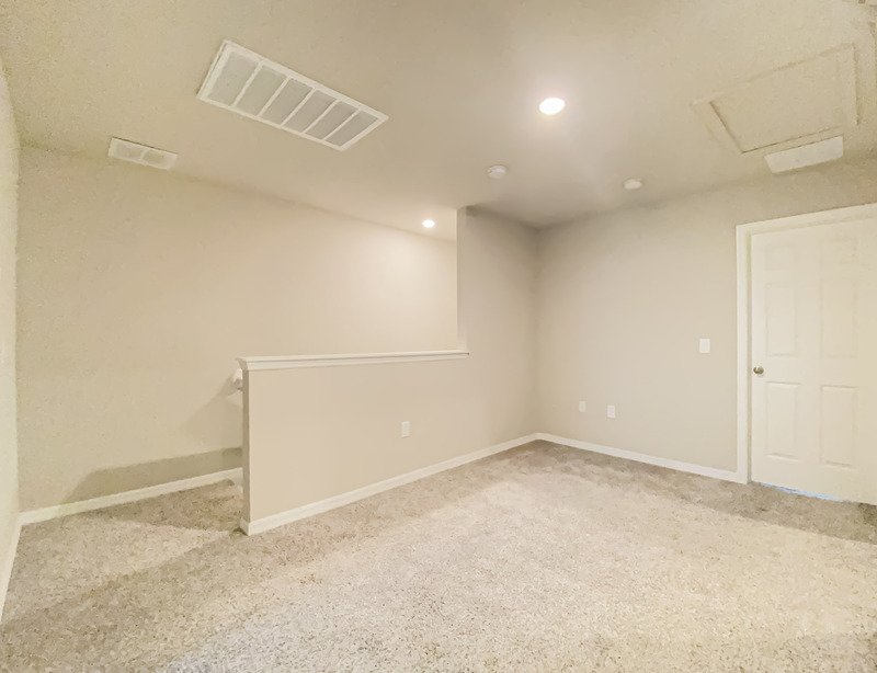 561 Legacy Loop property image