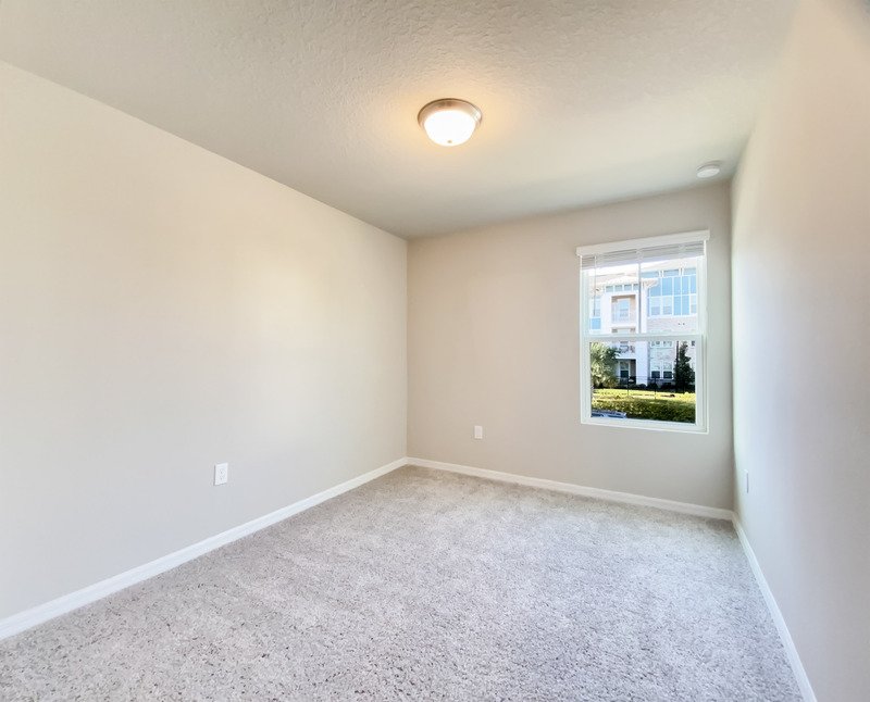 561 Legacy Loop property image