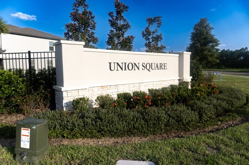 561 Legacy Loop property image